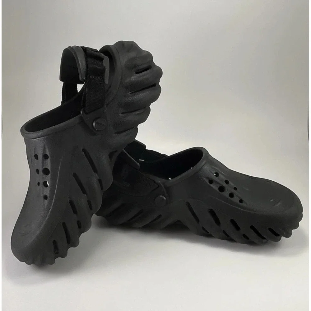 Crocs Echo Clog M 4 W 6 Black Streetwear Hype All Terrain Sandals Water Shoes